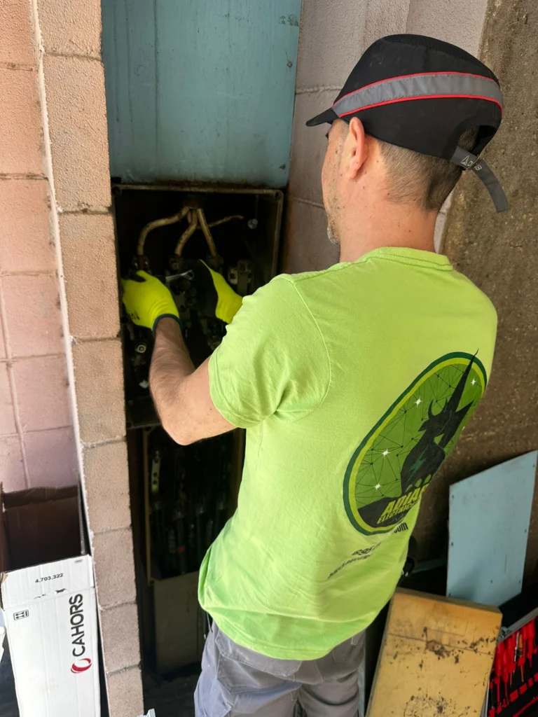 Servicios eléctricos para particulares